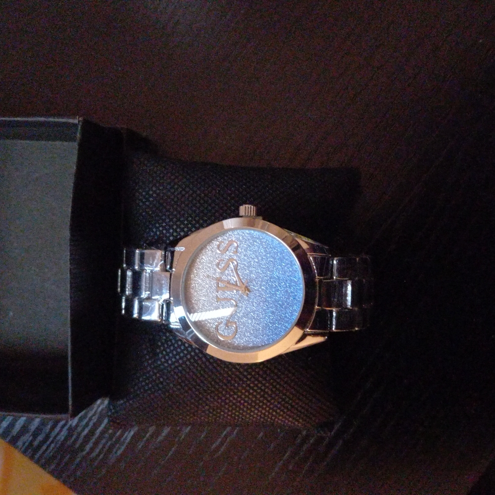 Guess a wrist watch